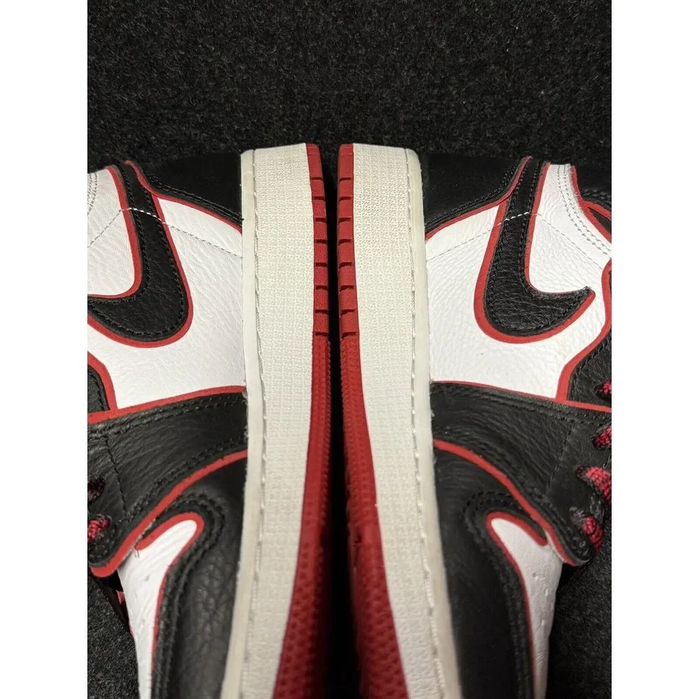 Nike Jordan 1 Retro High OG Bloodline Shoes Youth 5.5 With‎ Box